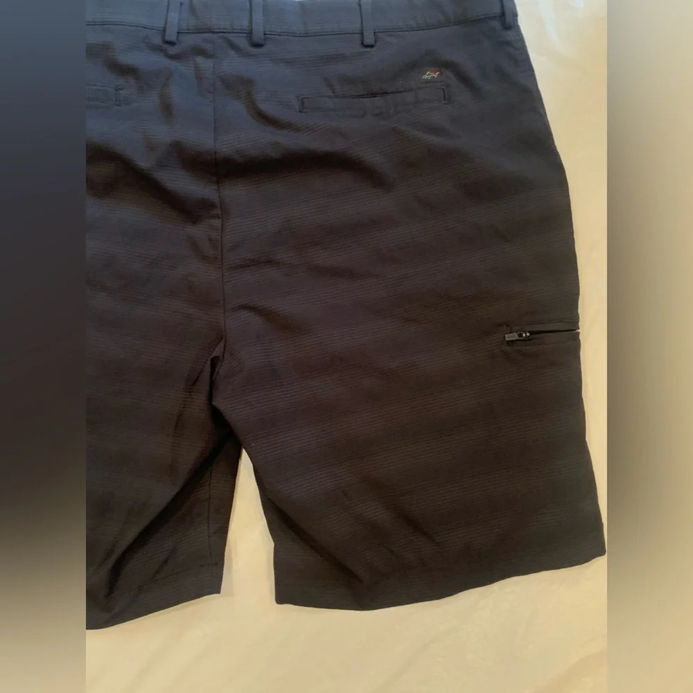 Greg Norman Men’s Black Shorts Size 42x10 Golfing, Fishing, Hiking